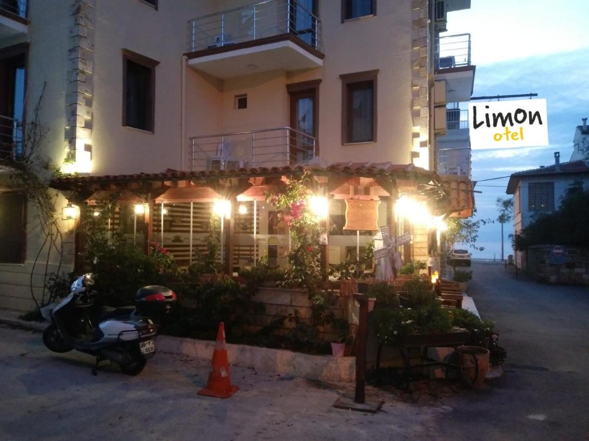 Limon Otel Foca Exterior photo